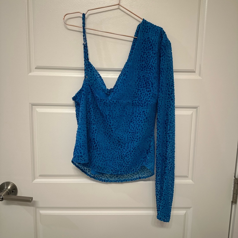 Pari NBD Blouse - Picture 2 of 3